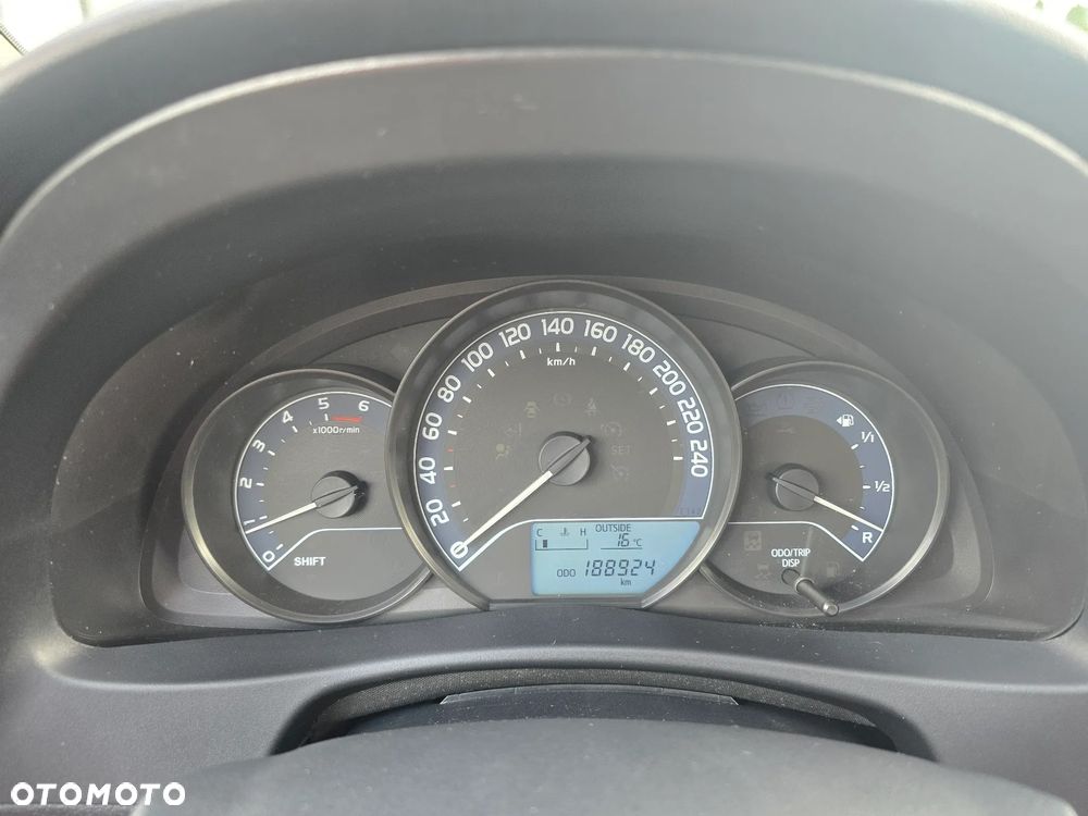 Toyota Auris 1.4 D-4D Active - 15
