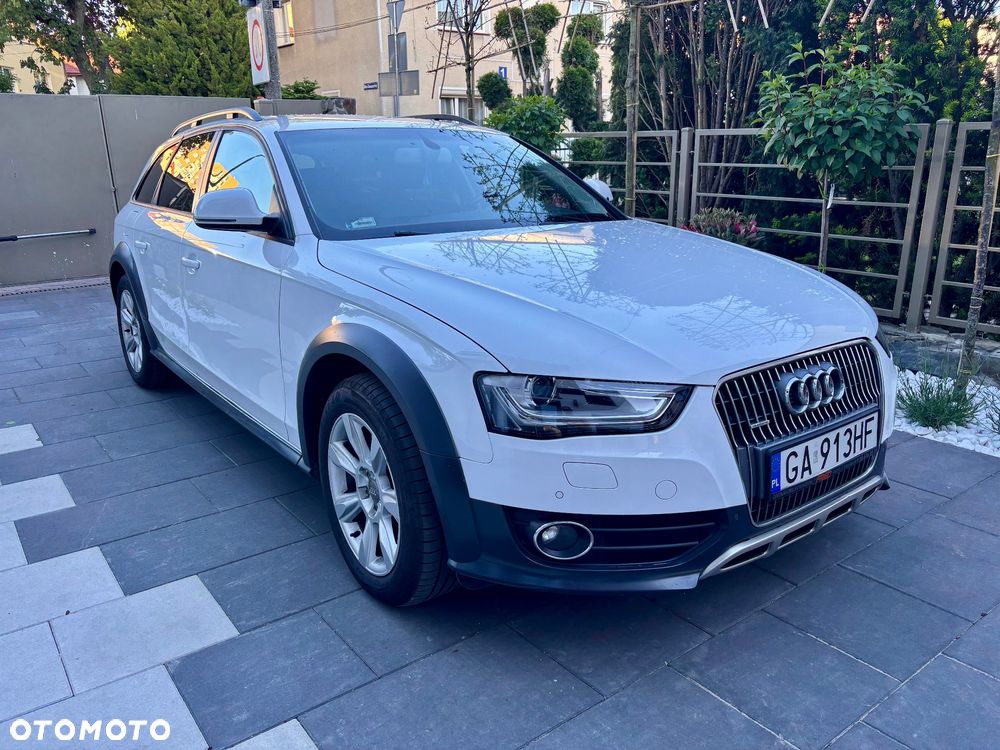 Audi A4 Allroad 2.0 TDI Quattro S tronic - 9
