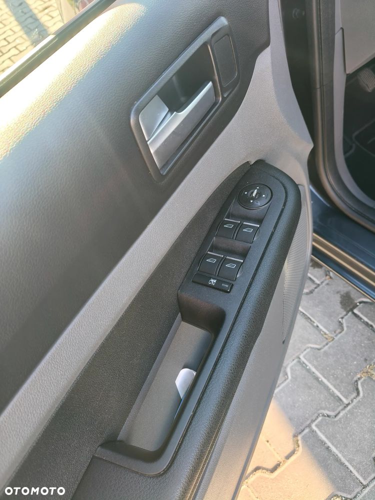 Ford Focus - 19