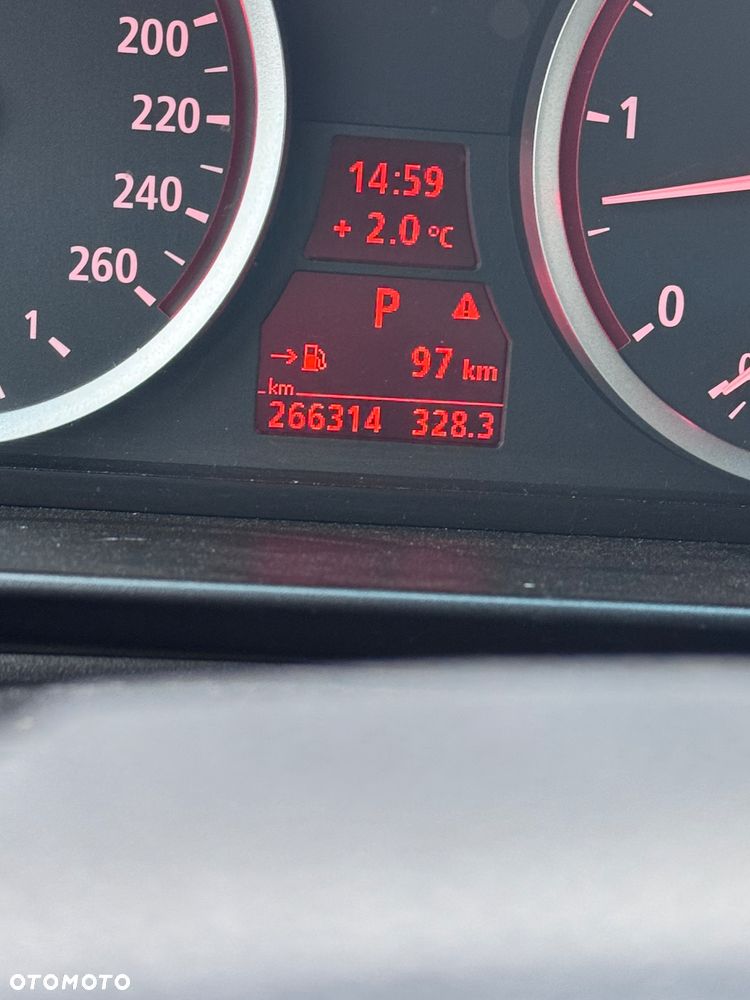 BMW Seria 5 - 22