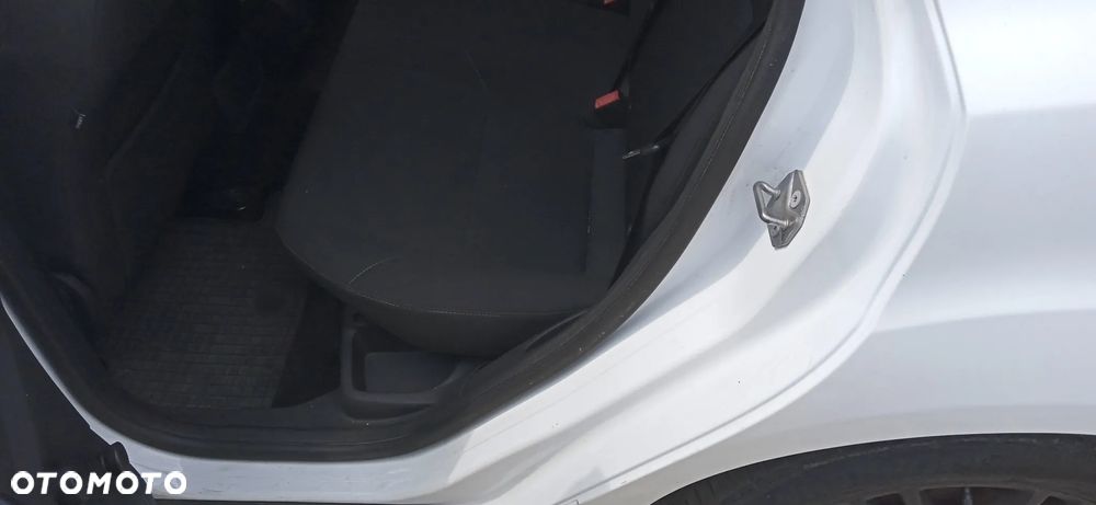 Ford Focus 1.6 TDCi Trend - 23