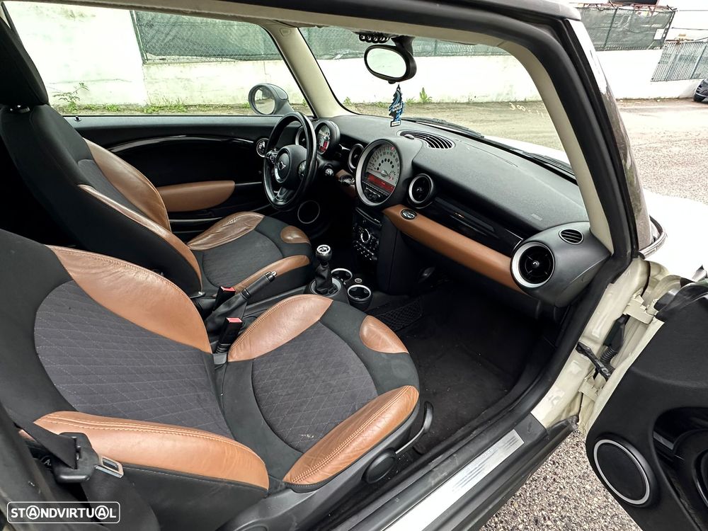 MINI 3 Portas Cooper D - 8