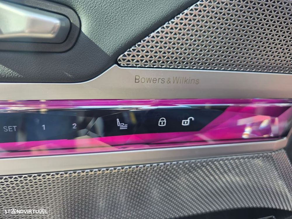 BMW i7 - 13
