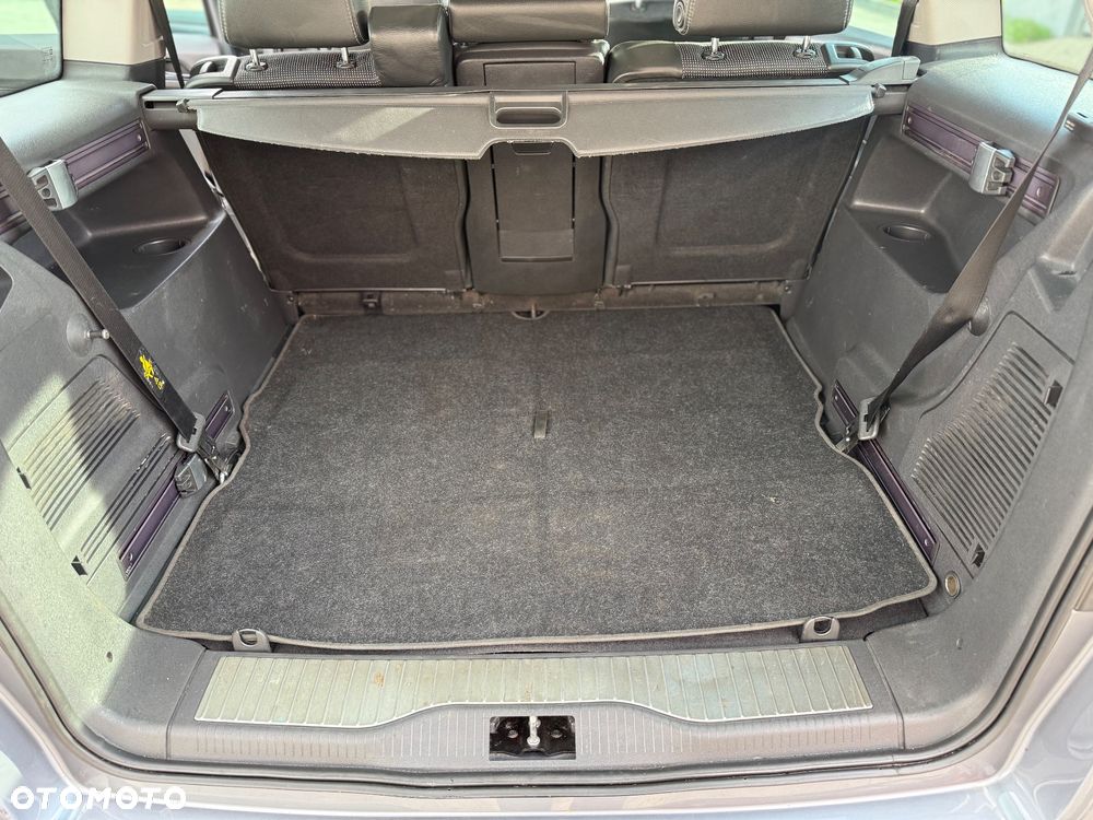 Opel Zafira 2.2 Cosmo - 24