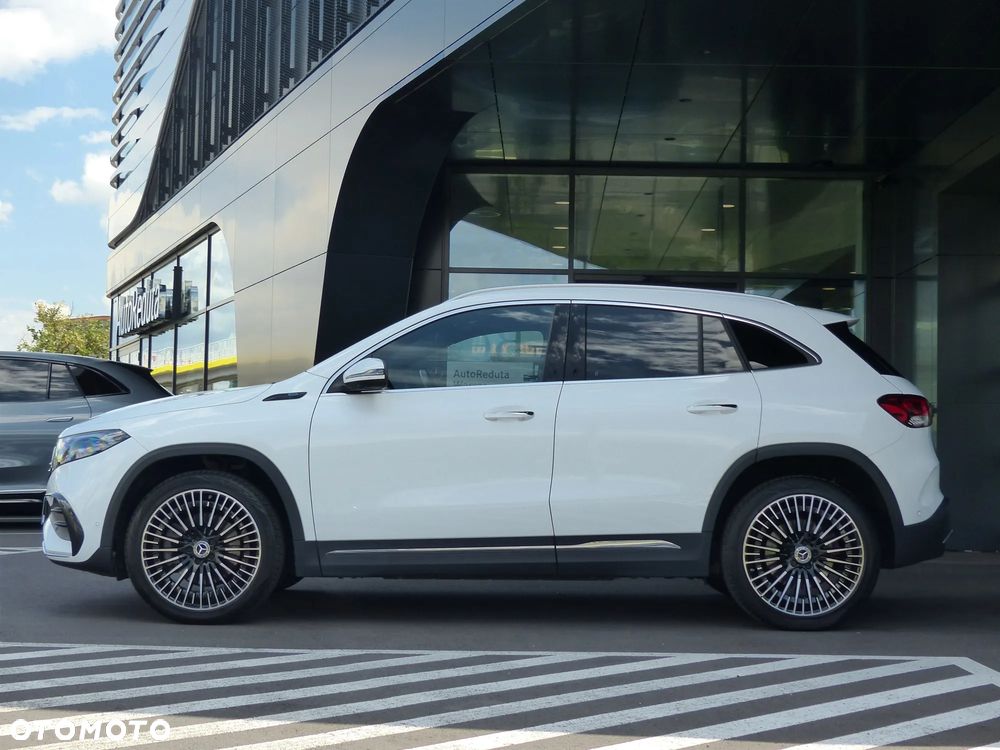 Mercedes-Benz EQA 250 66.5kWh AMG Line - 8