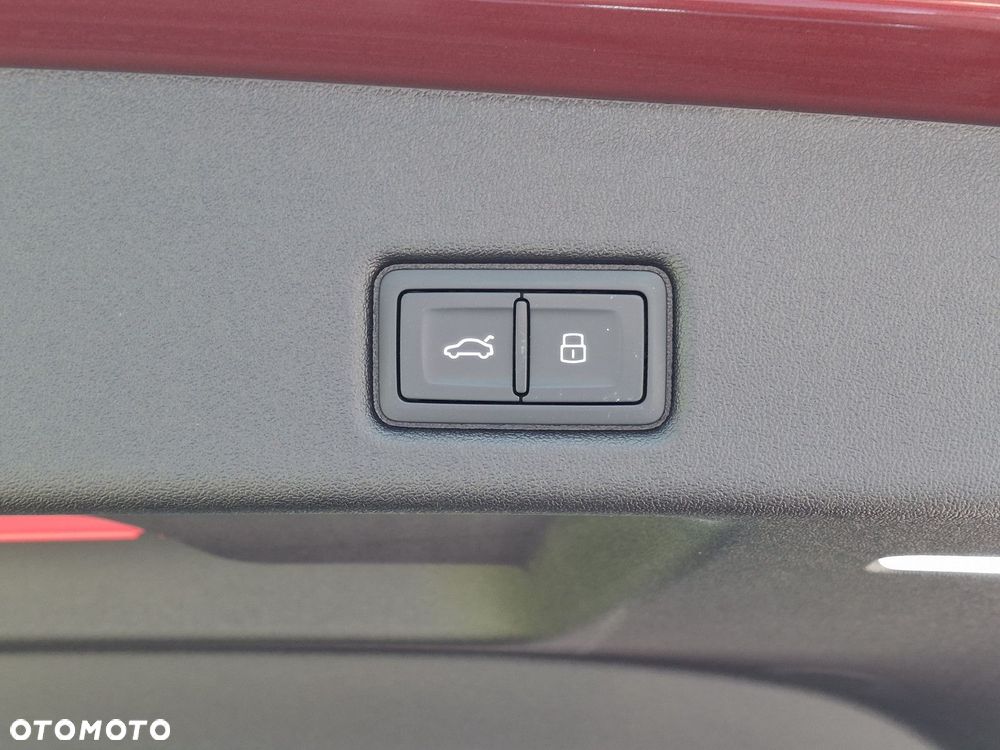 Audi Q5 Sportback - 16