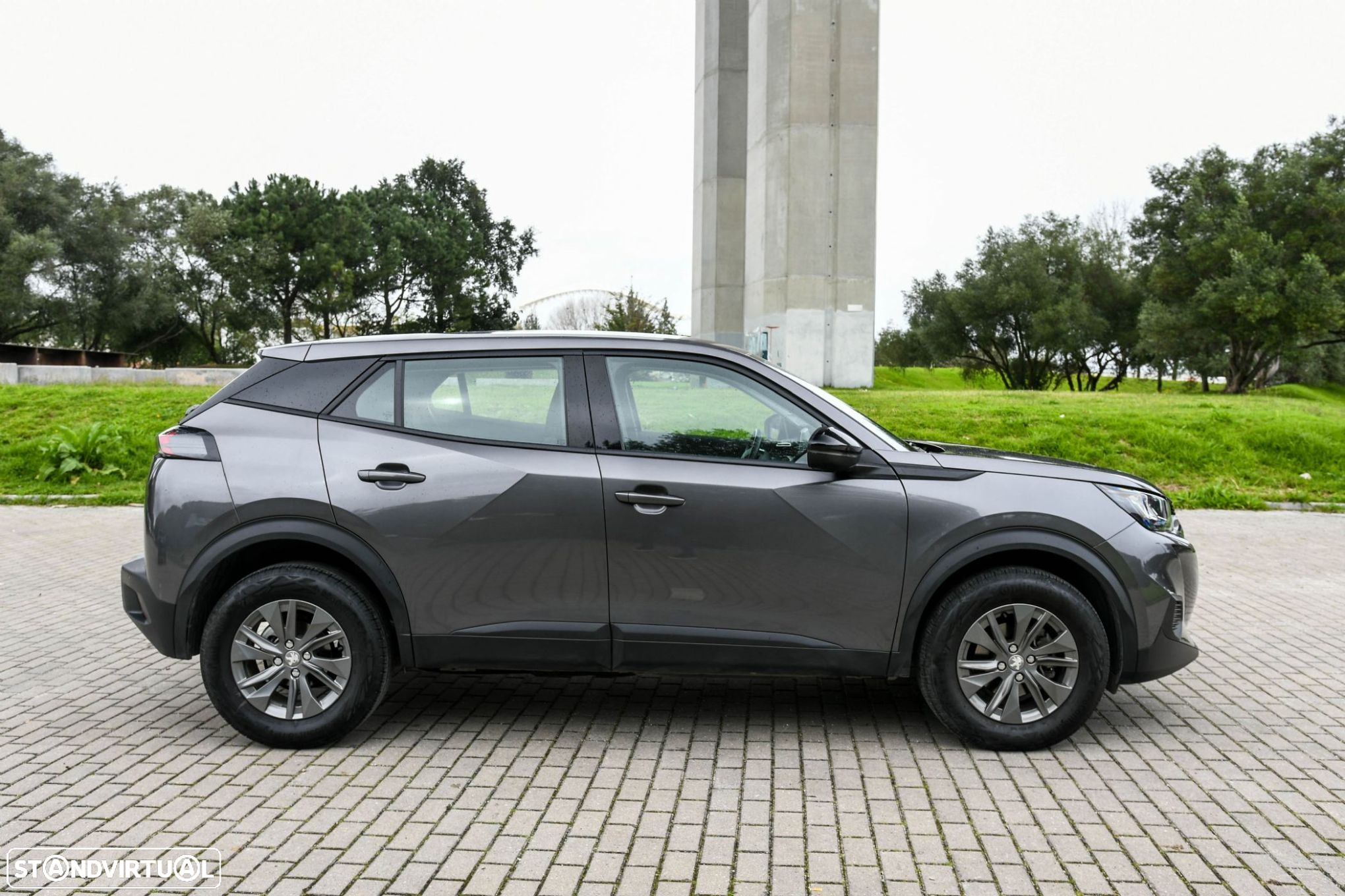 Peugeot 2008 1.2 PureTech Active Pack - 4