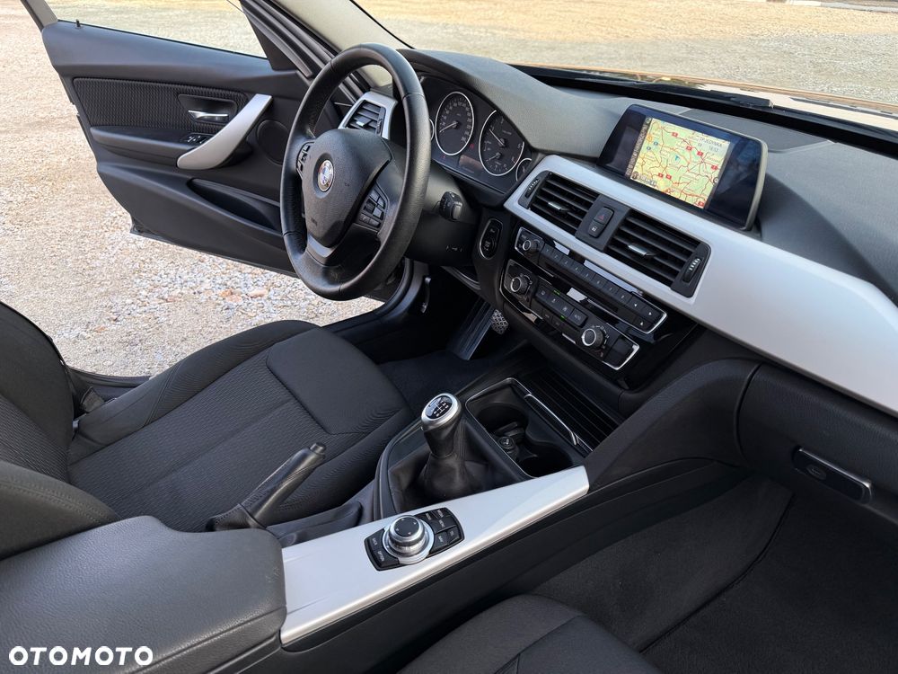 BMW Seria 3 316d EU6 - 9