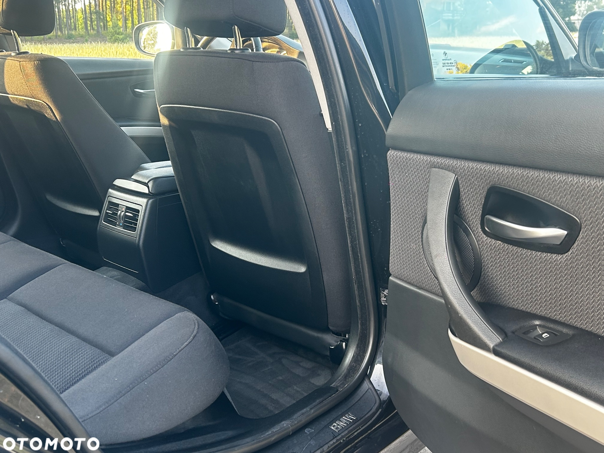 BMW Seria 3 318d Touring Luxury Line - 19