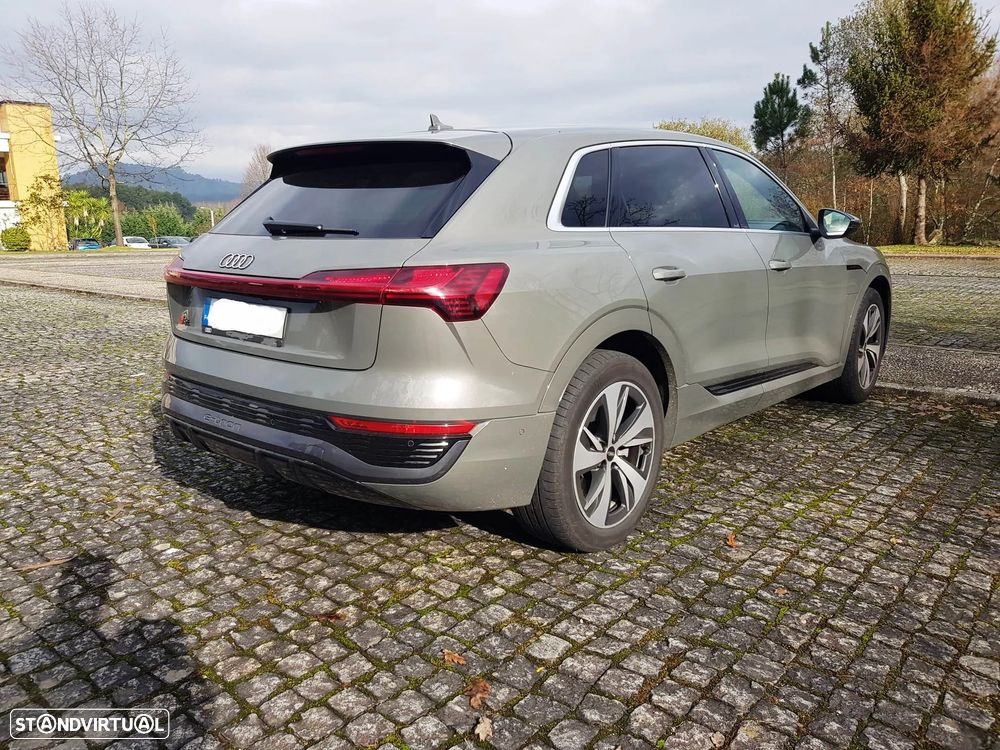 Audi Q8 e-Tron 50 quattro S line - 5