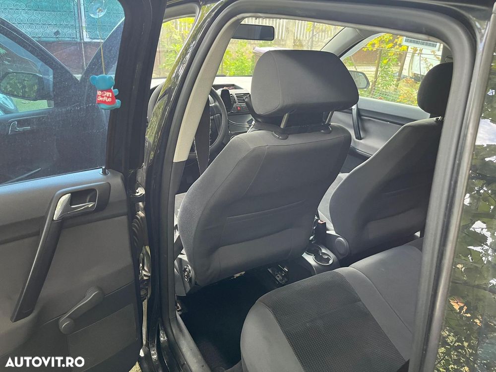 Volkswagen Polo 1.4 TDI Attractive DPF - 13