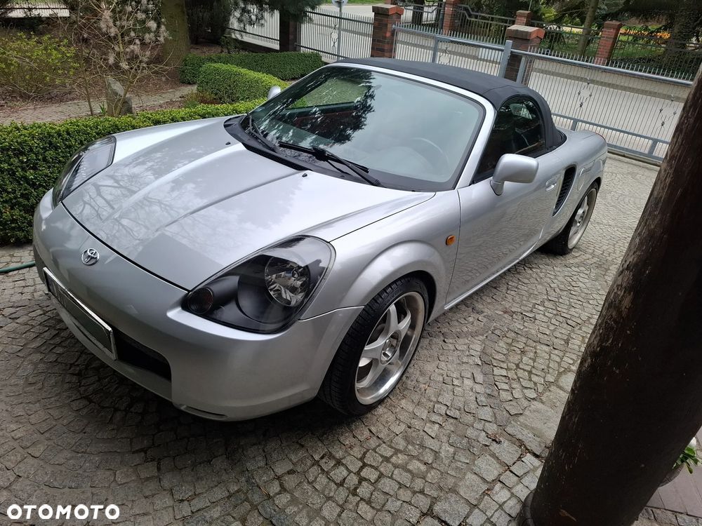 Toyota MR2 Roadster SMT - 2