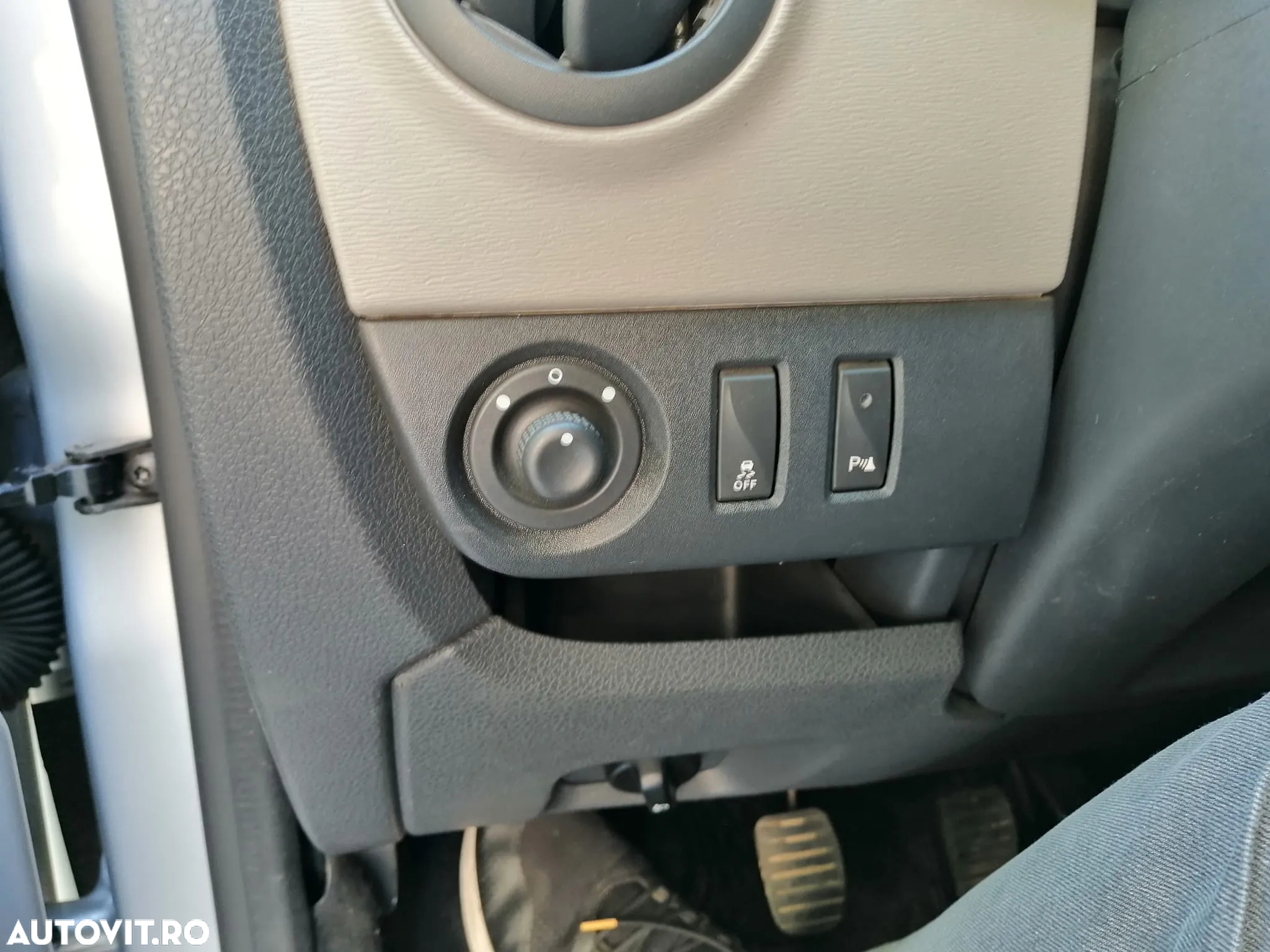 Dacia Dokker 1.5 dCi 90 CP Laureate - 13