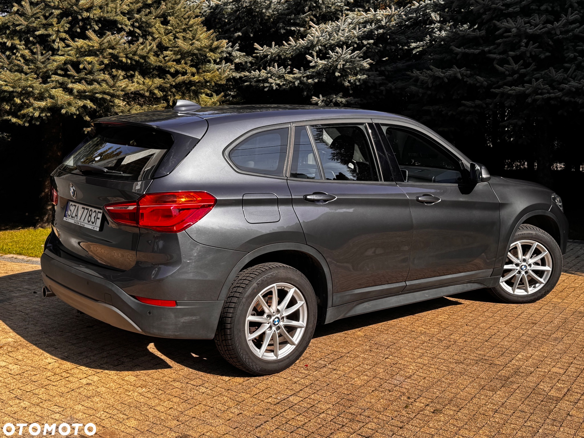 BMW X1 sDrive18i xLine - 33