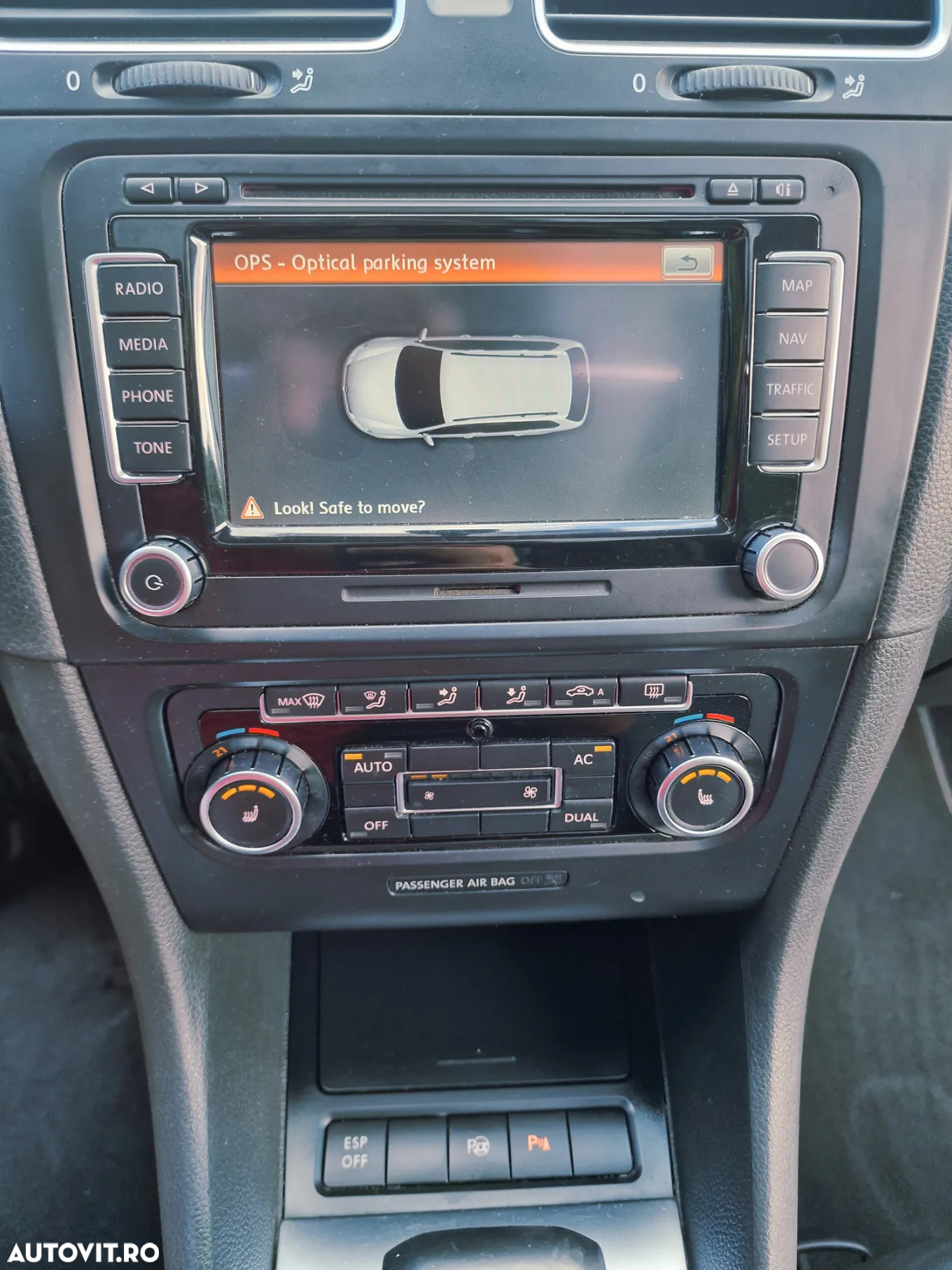 Volkswagen Golf Variant 2.0 TDI DPF DSG Highline - 23