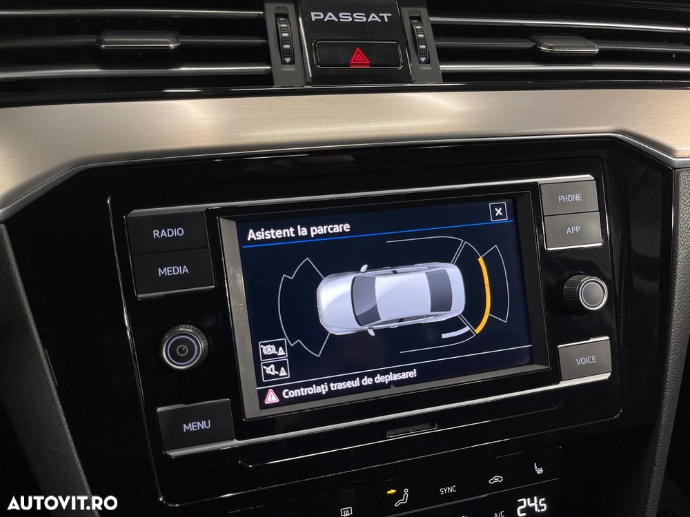 Volkswagen Passat 2.0 TDI DSG Highline - 15