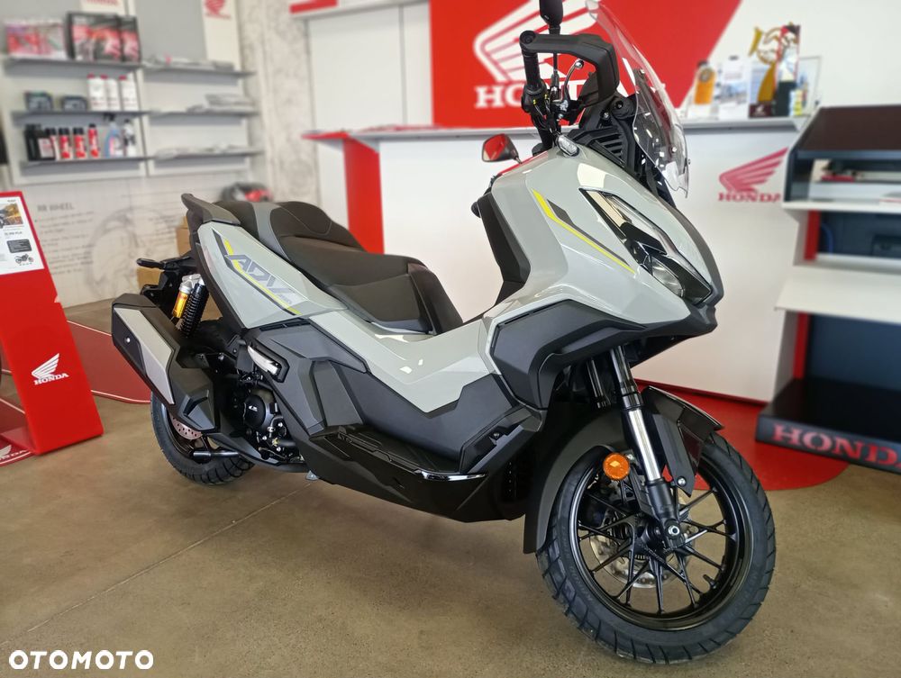Honda ADV350 - 2