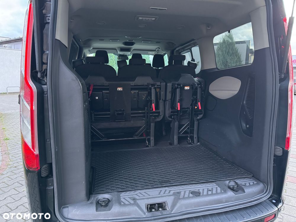 Ford Tourneo Custom 2.0 EcoBlue L1 Titanium - 12