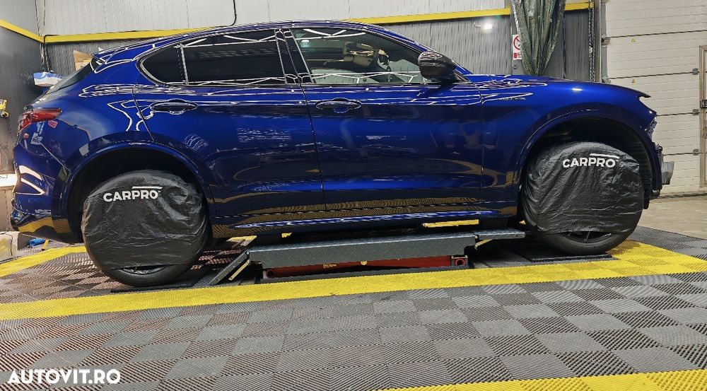 Alfa Romeo Stelvio 2.0 Turbo AWD AT8 Veloce - 13