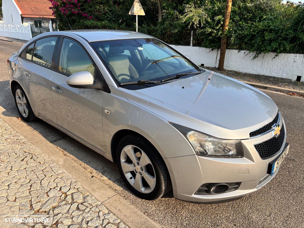 Chevrolet Cruze 1.6 LS - 1