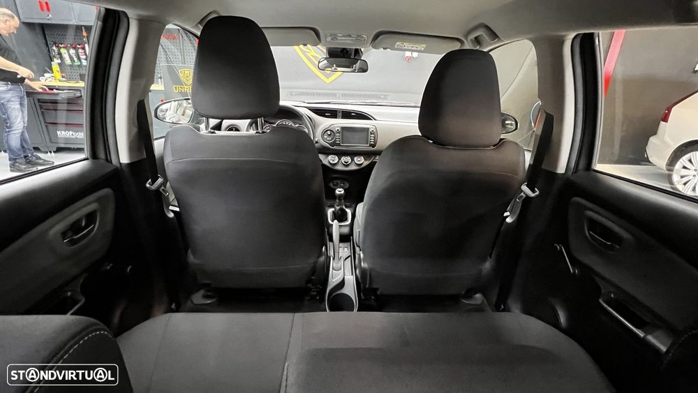 Toyota Yaris 1.0 VVT-i ACtive+AC - 33