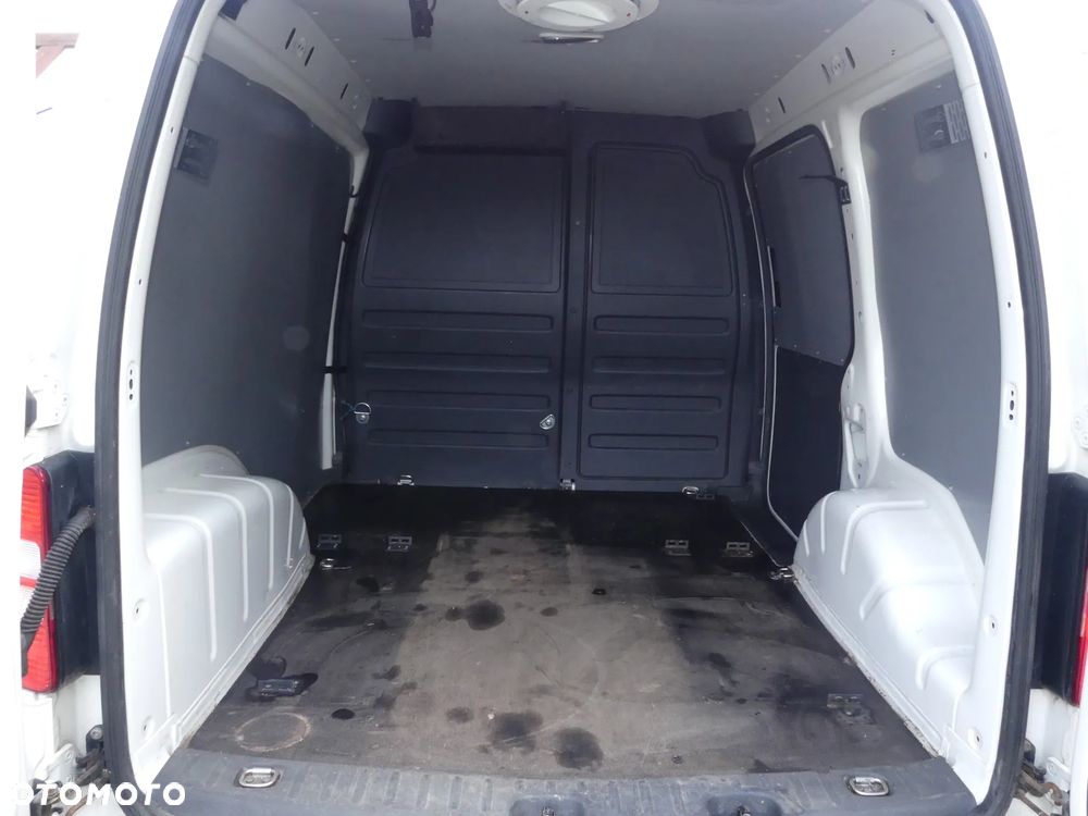 Volkswagen Caddy - 34