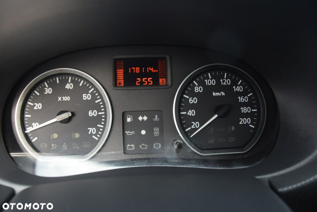 Dacia Sandero Stepway 1.6 - 22