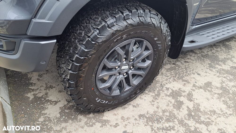 Ford Raptor - 10
