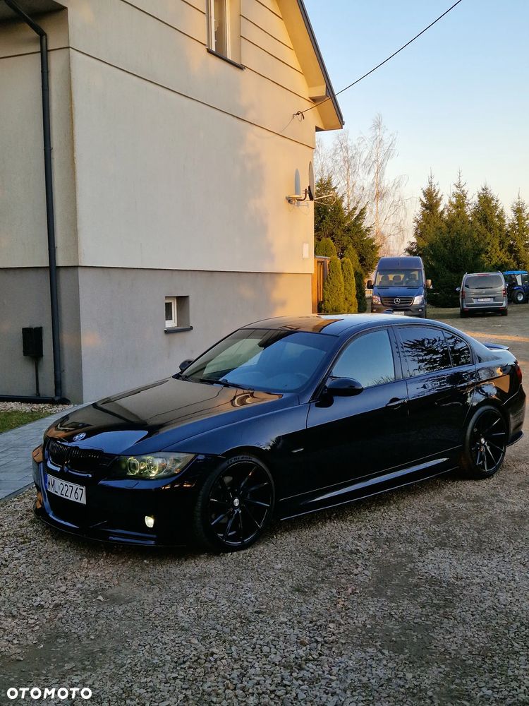 BMW Seria 3 320i - 1