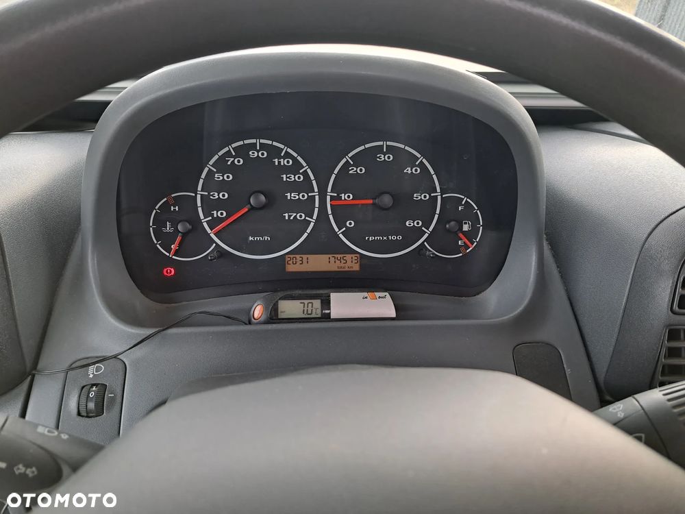 KNAUS SUN TRAVELLER 658LG - 13