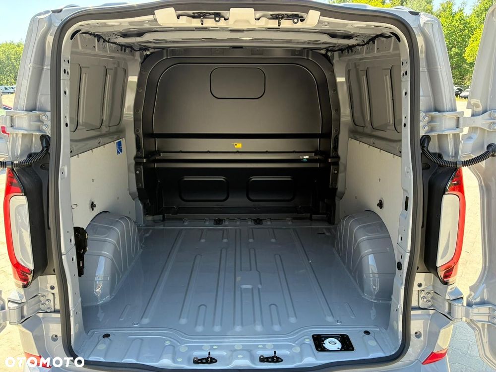 Volkswagen Transporter Furgon PLUS Edition/6-cio osob./AUTOMAT (L2) 2.0 TDI 170KM, r.o. 3500 mm - 13
