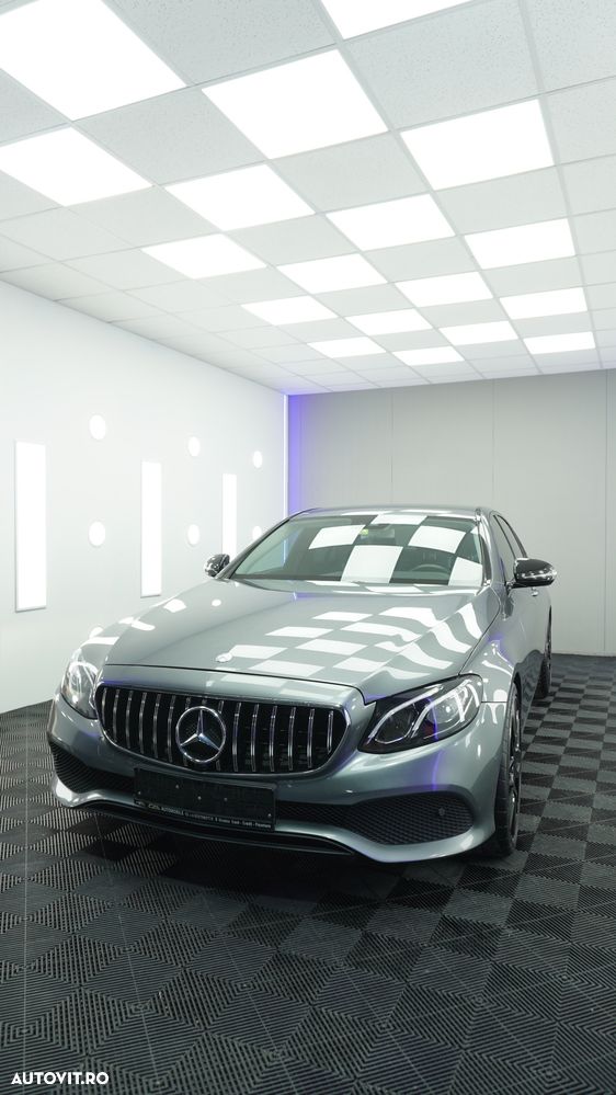 Mercedes-Benz E - 9