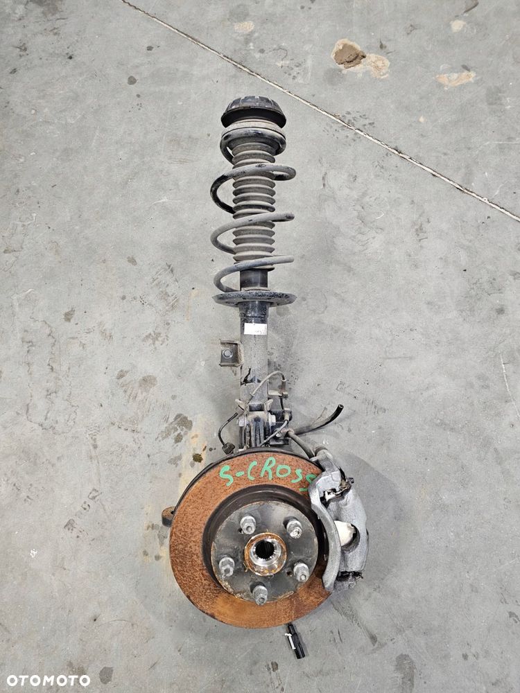 mcperson zwrotnica prawy przód suzuki vitara iii sx4 s-cross 1.4 23r - 1