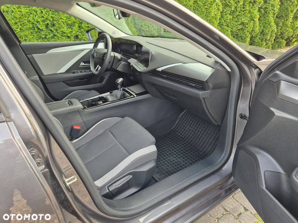 Opel Astra V 1.2 T Elegance S&S - 13