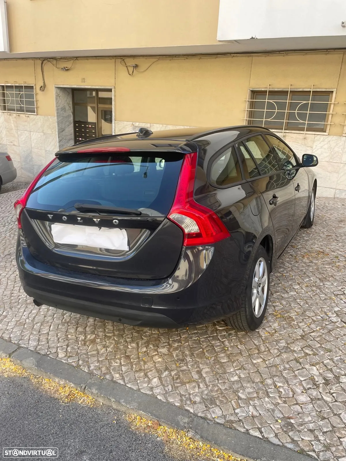 Volvo V60 1.6 D2 Drive Kinetic Start/Stop - 10