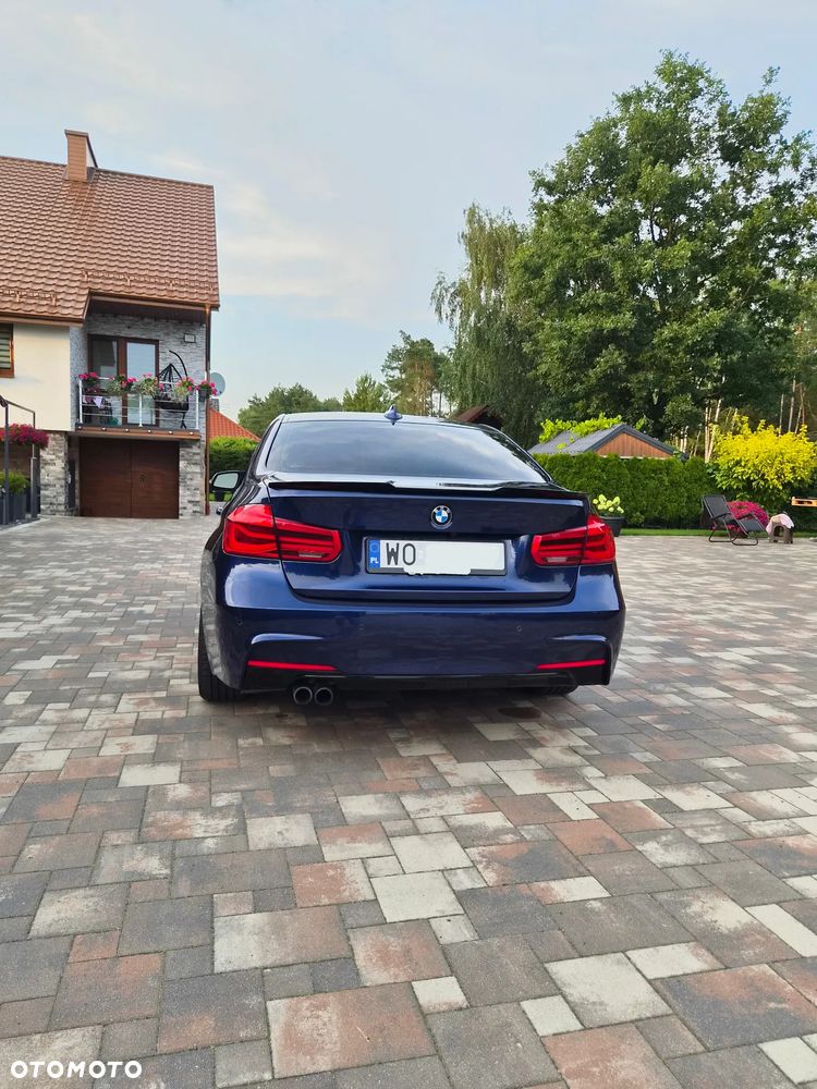 BMW Seria 3 328i Sport Line - 7
