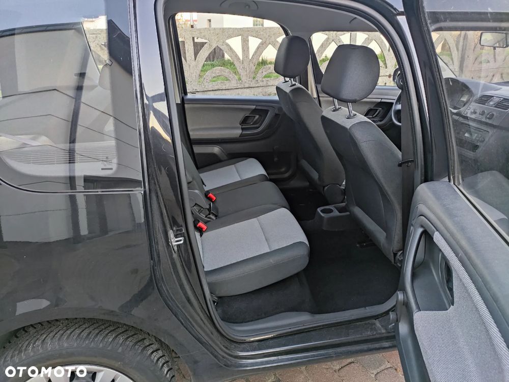Skoda Roomster 1.2 FAMILY - 12