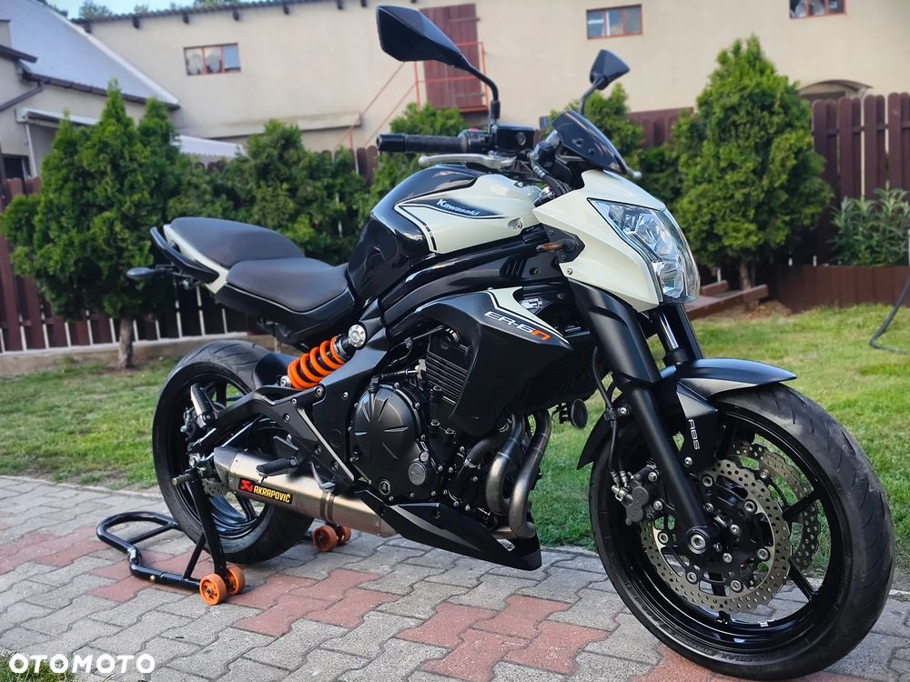 Kawasaki ER - 1