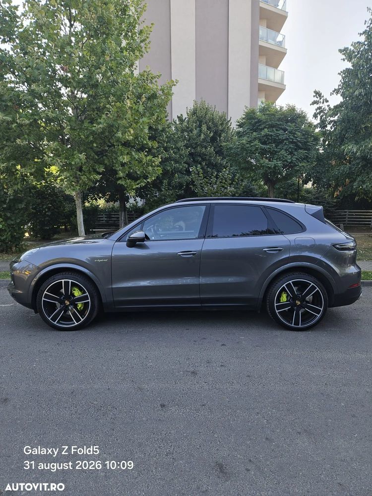Porsche Cayenne Standard - 8
