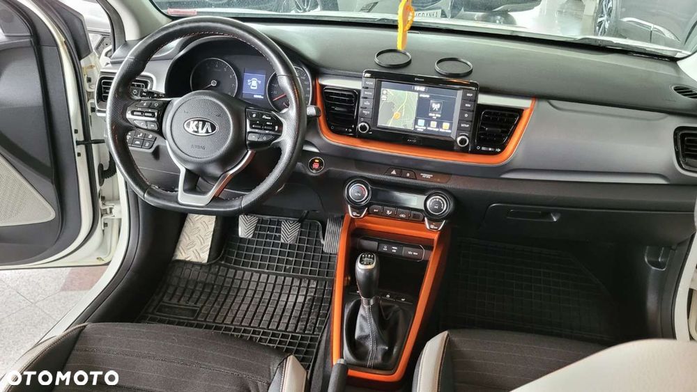 Kia Stonic - 35