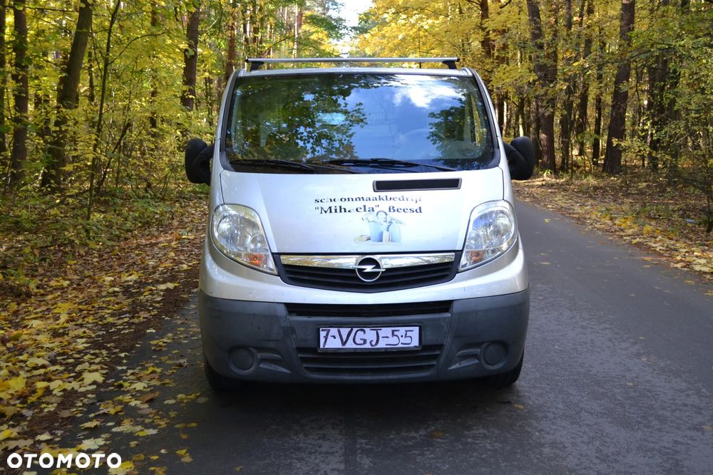 Opel Vivaro - 2