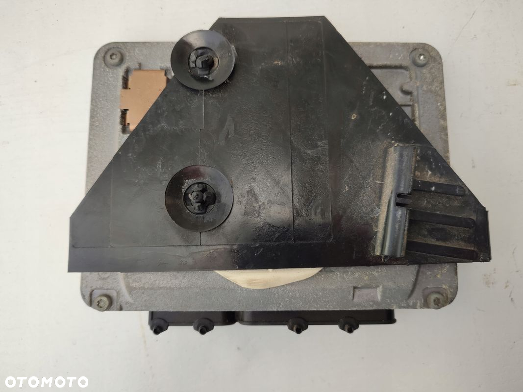 Sterownik komputer silnika VW POLO IV 9N LIFT 1.2 12V 03E906023D EUROPA - 2