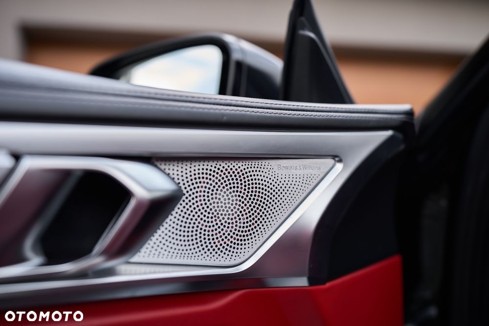 BMW Seria 8 M850i xDrive - 23