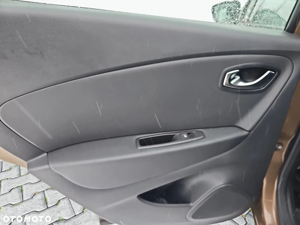 Renault Captur 1.2 Energy TCe Zen - 18