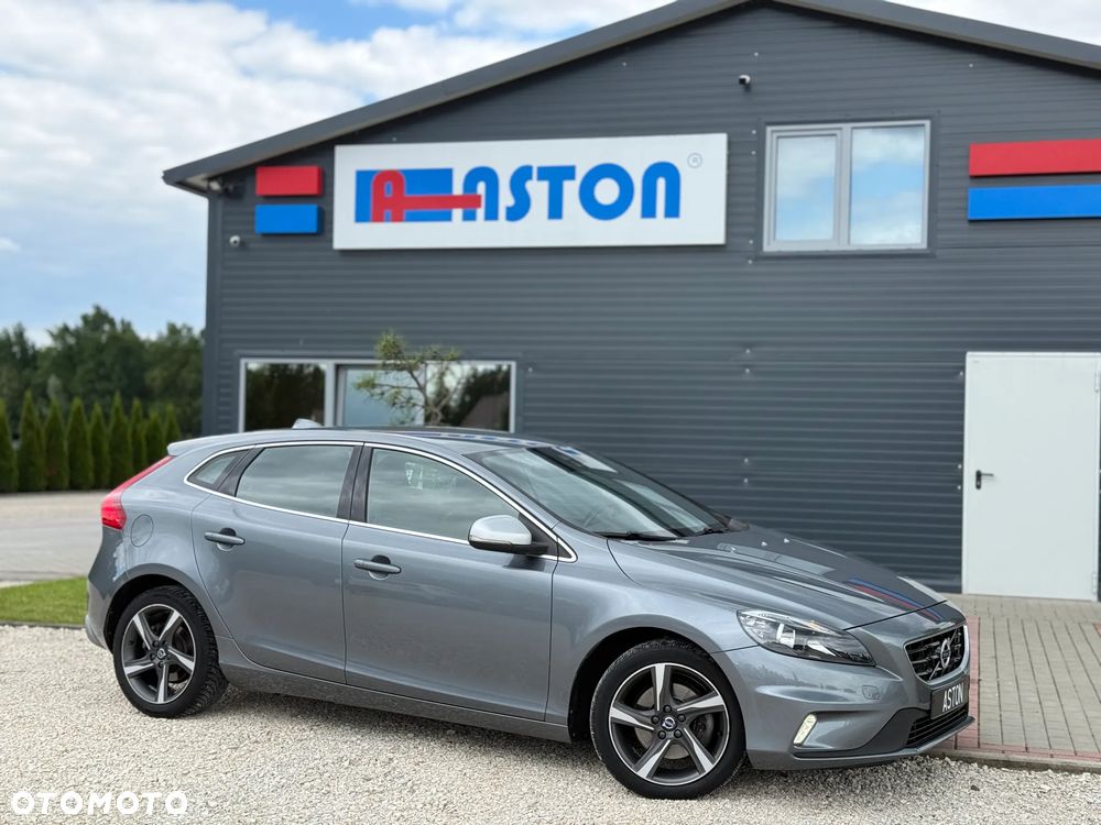 Volvo V40 D2 Drive-E R-Design Momentum - 3