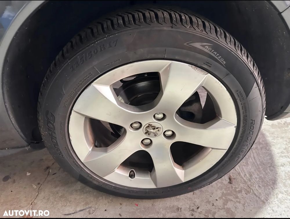 Peugeot 3008 120 VTi Premium - 3