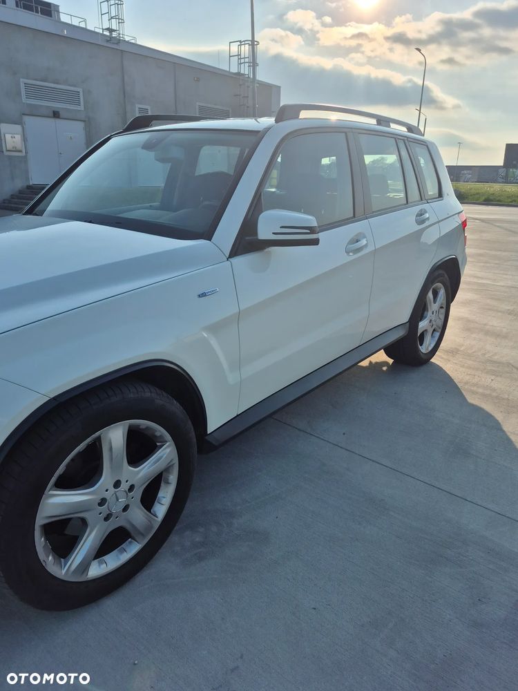 Mercedes-Benz GLK 220 CDI DPF 4Matic BlueEFFICIENCY 7G-TRONIC SPORT EDITION - 22