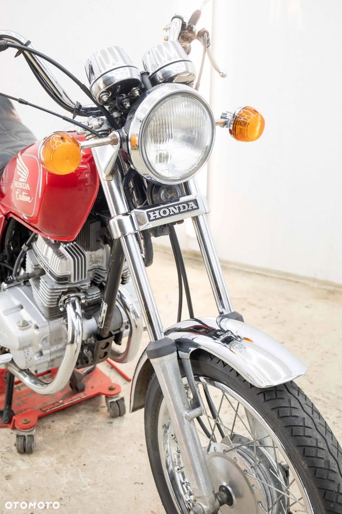 Honda CM - 12