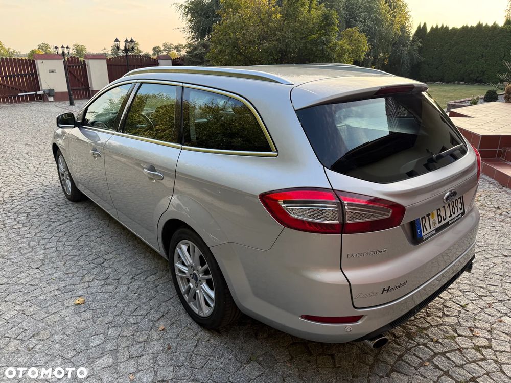 Ford Mondeo 2.0 EcoBoost Titanium - 16