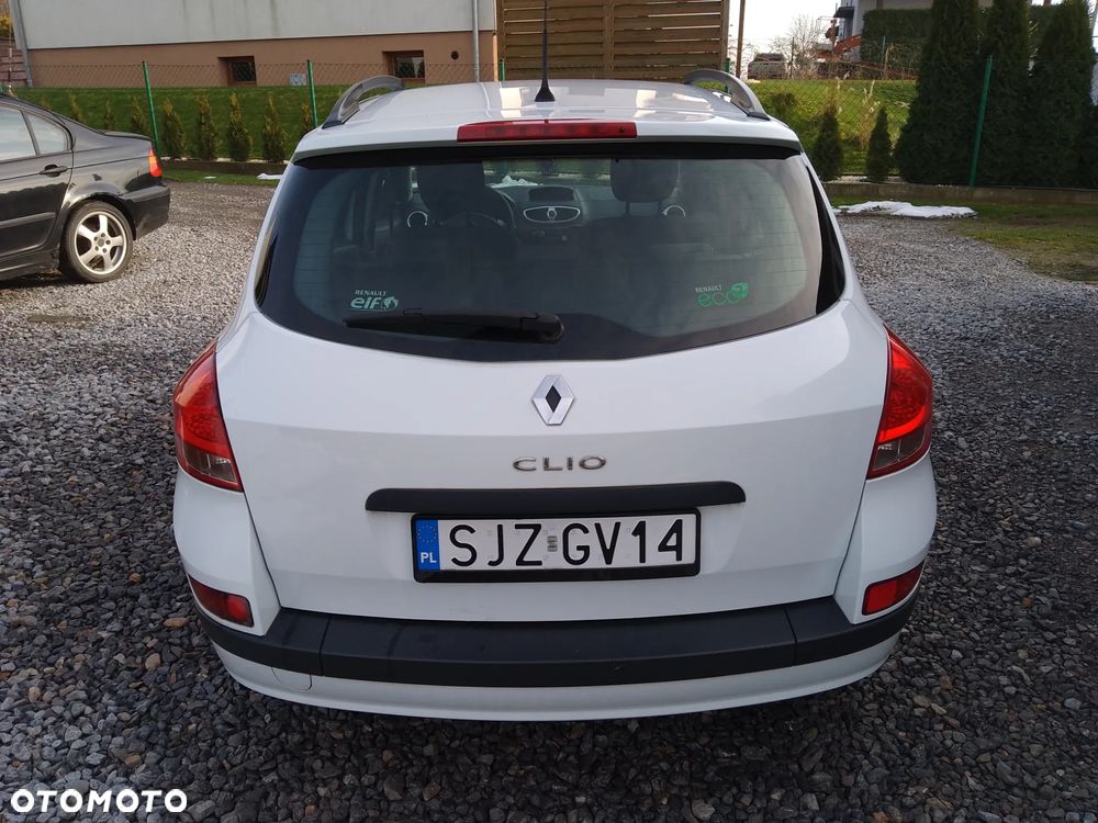 Renault Clio - 6